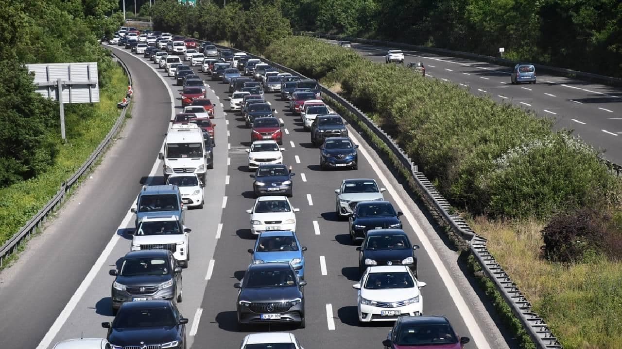 Trafikteki Araç Sayısı Temmuzda 201 Bin 384 Arttı