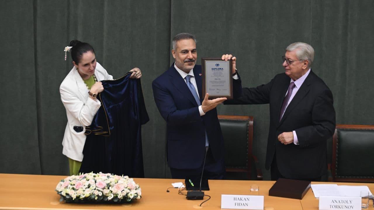 Dışişleri Bakanı Hakan Fidan’a MGIMO’dan Fahri Doktora Unvanı Verildi