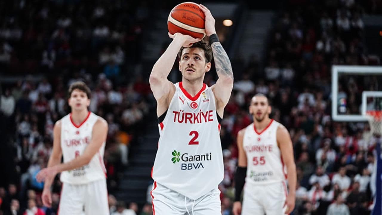Türkiye, FIBA 2027 Avrupa Elemeleri güç sıralamasında zirvedeki yerini koruyor