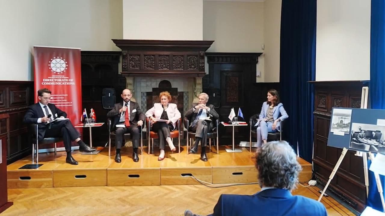 Lahey'de Düzenlenen Panelde NATO'nun Geleceği ve Türkiye'nin Rolü Masaya Yatırıldı