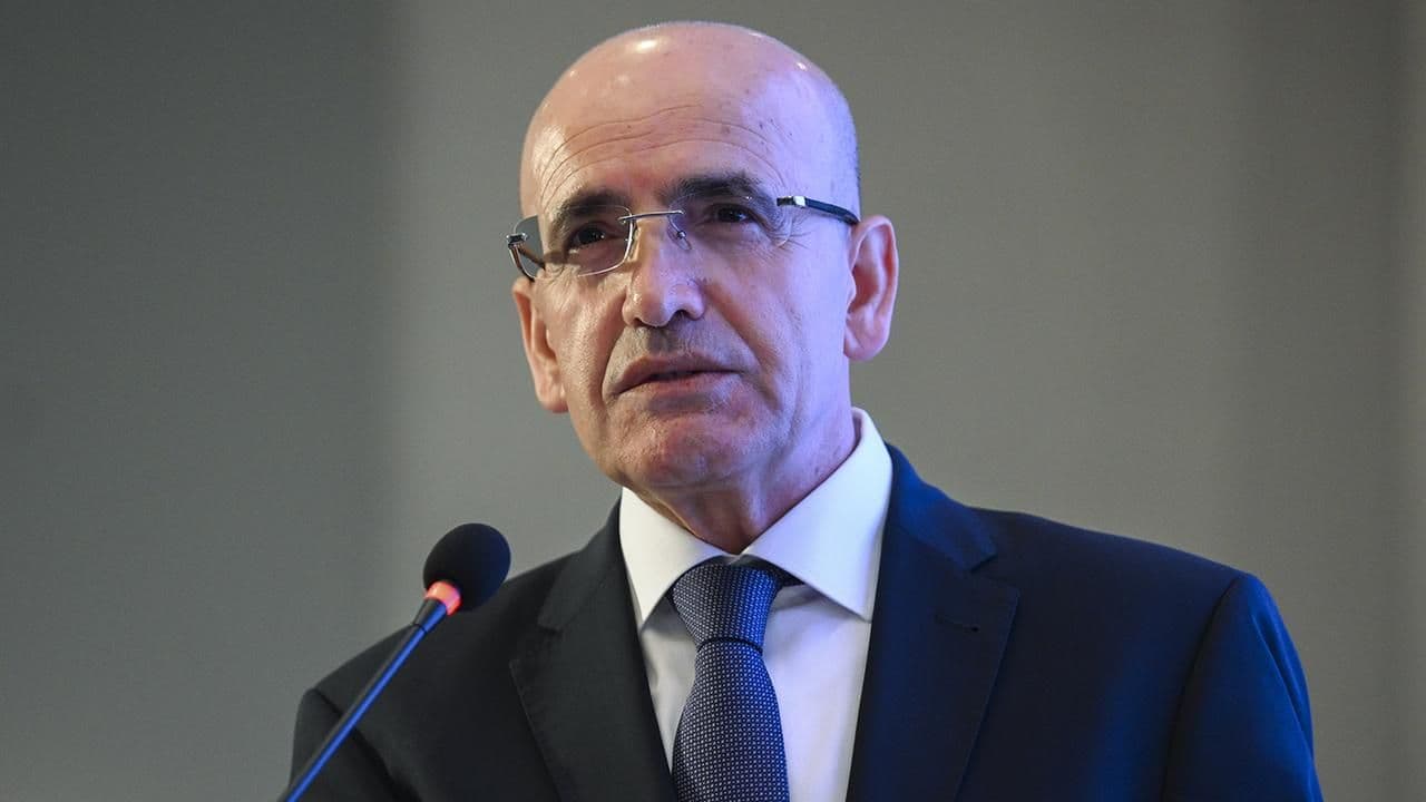 Mehmet Şimşek: Eşel-Mobil Sistemiyle Mazot Fiyatlarında Küresel Şokun Etkisini Sınırlıyoruz