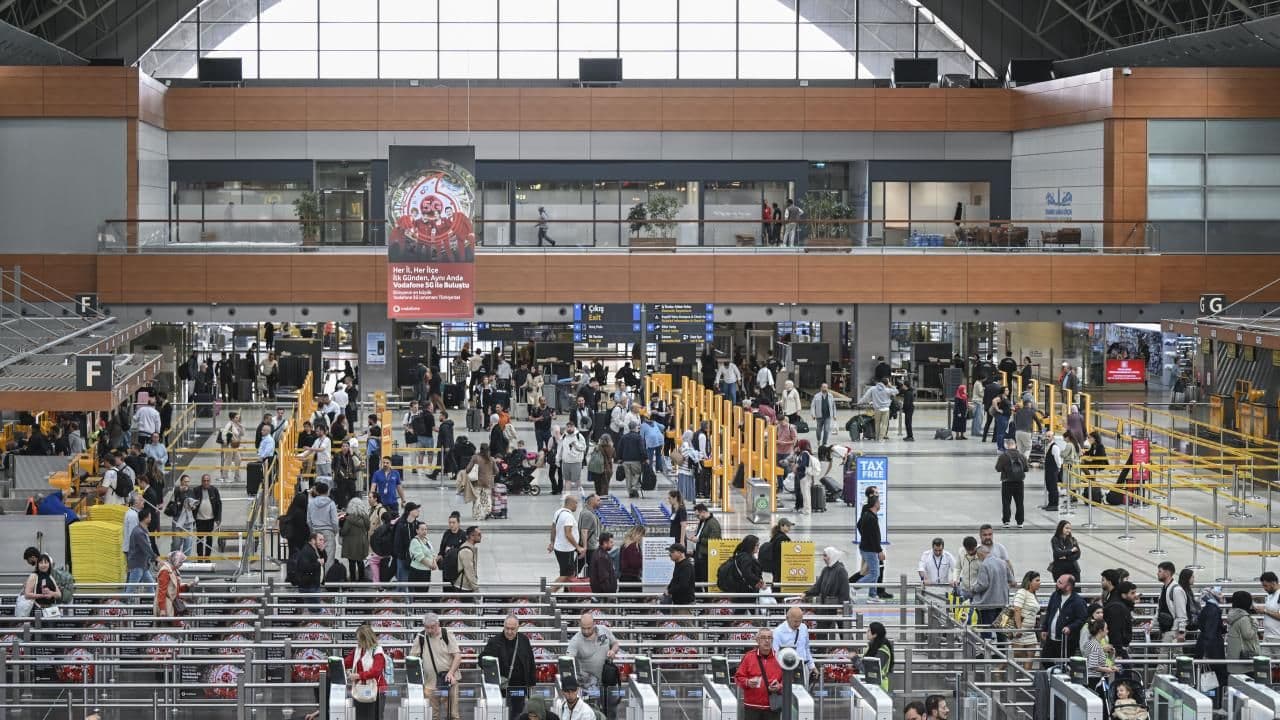 Yerli Turistlerin Seyahat Harcamaları 2026'nın İlk Çeyreğinde 102,3 Milyar TL'ye Ulaştı