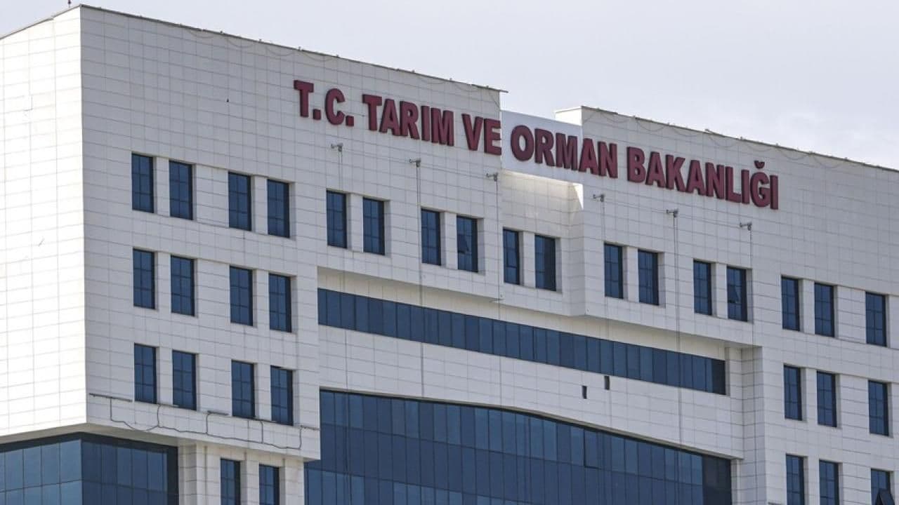 Tahsildaroğlu Markalı Beyaz Peynirde Mikrobiyolojik Uygunsuzluk: Toplatma ve İmha Kararı