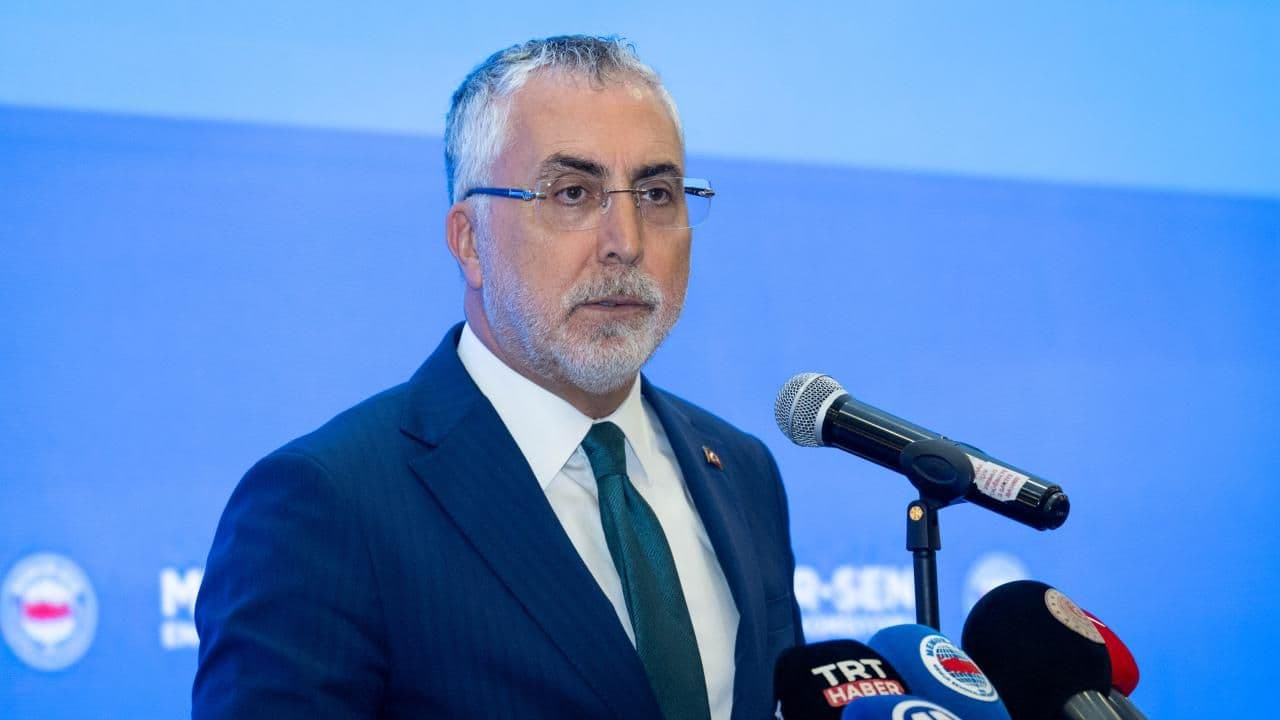 Bakan Işıkhan: Şehit Yakını ve Gazi Haklarında Yeni İyileştirmeler Açıklandı
